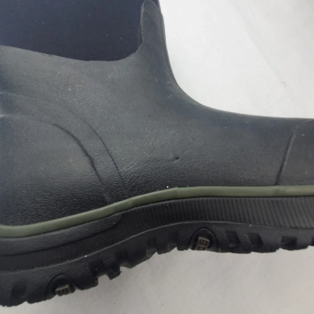 Bogs Men's Ultra Mid Waterproof Rugged Insulated Winter Rain Boot Black Size 6